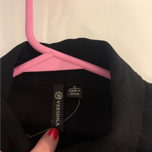 Versona Women’s Long Sleeve Button Down Shirt Size S - Picture 2 of 8